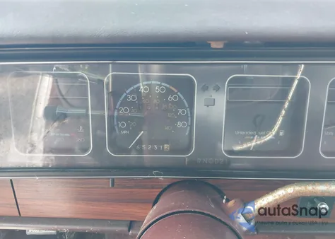 1987 Chevrolet Caprice Classic Brougham z USA, uszkodzony, nr VIN 1G1BU51H9HX206900